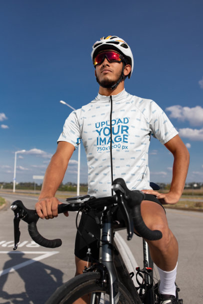 Download Placeit Cycling Jersey Mockup Of A Male Cyclist In The City